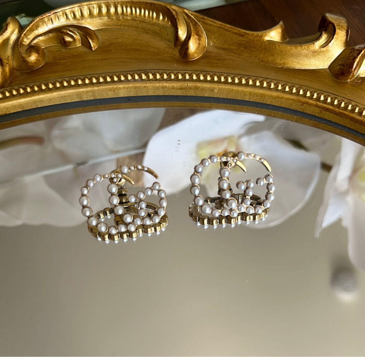 Pearl Studs