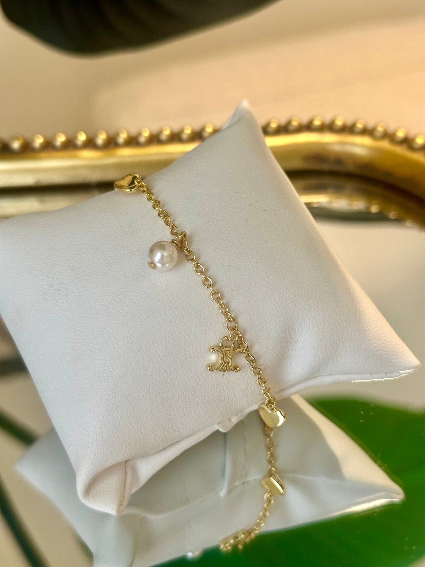 Delicate adjustable Bracelet