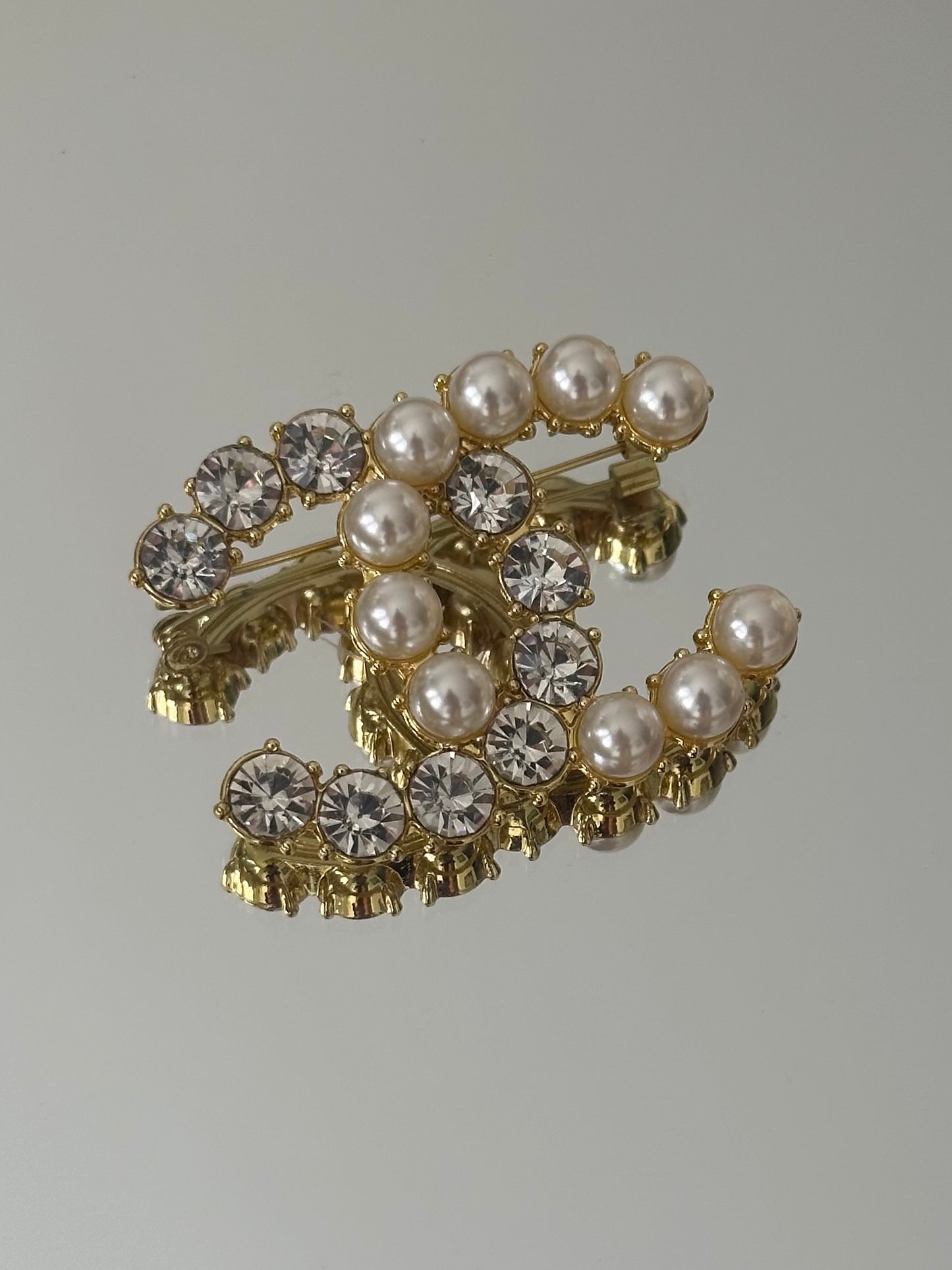 Stone Pearl Brooch