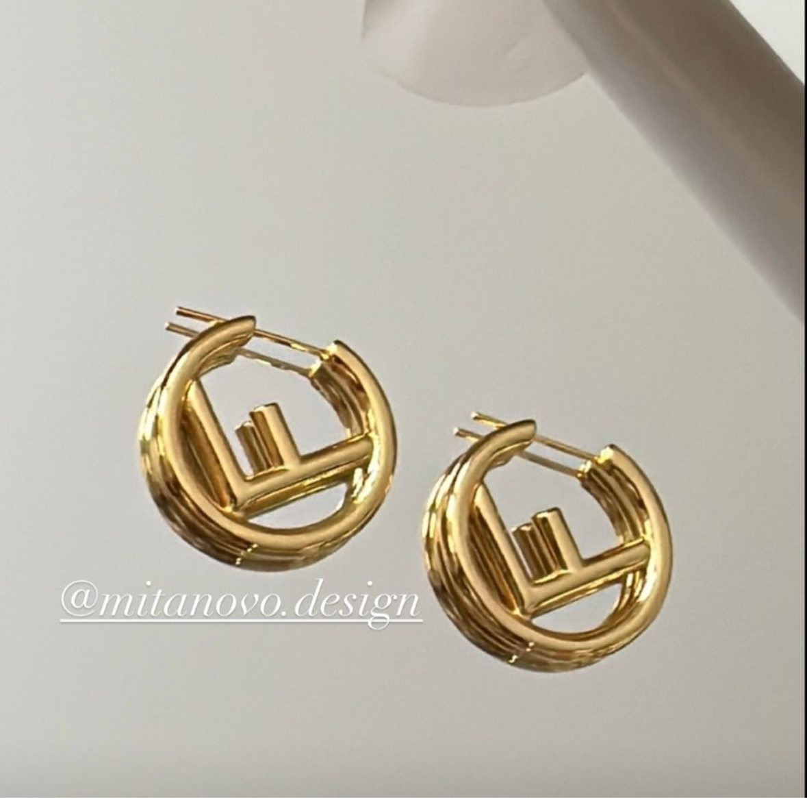 Hoops