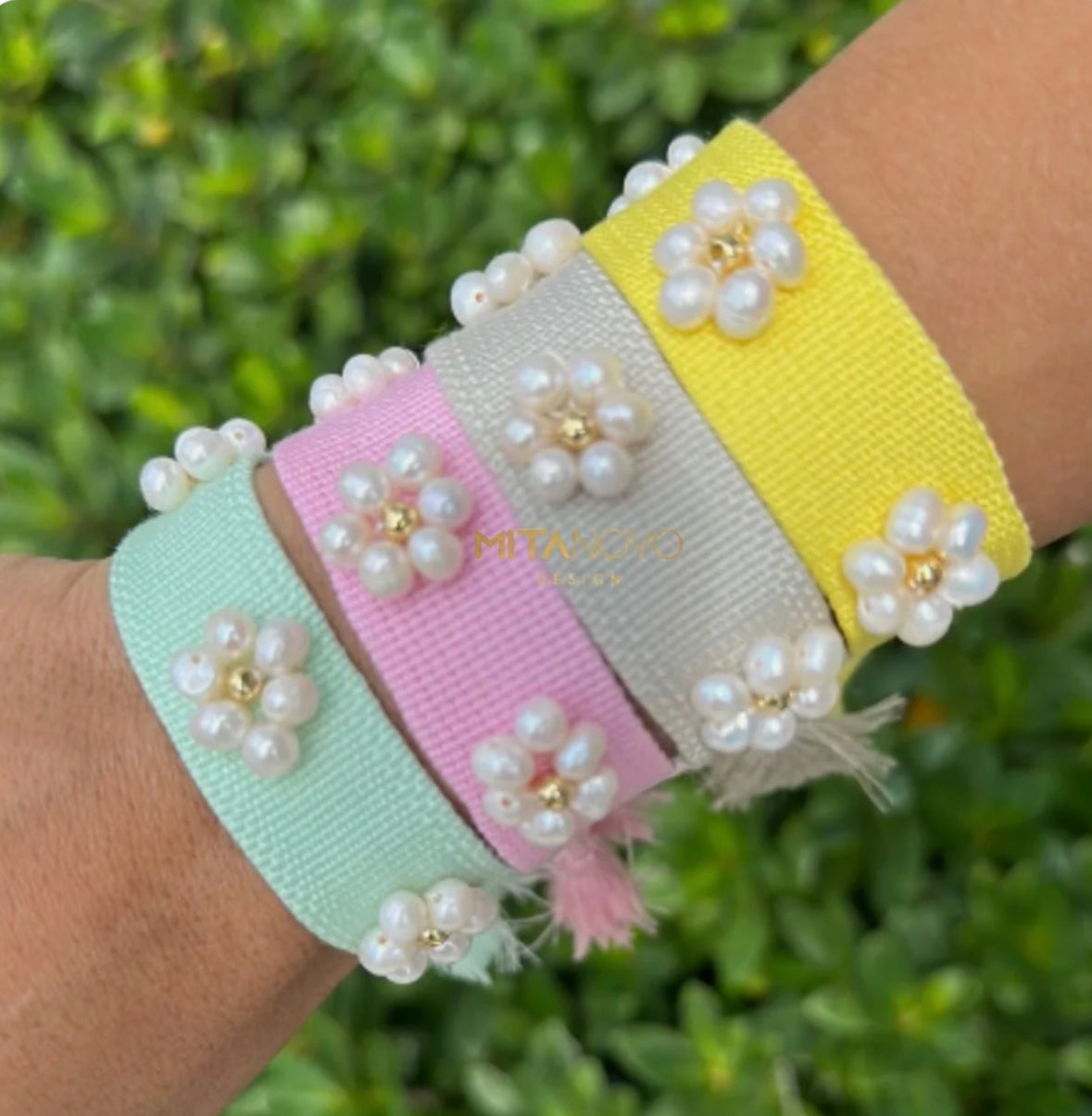 Flower Pearl Bracelet