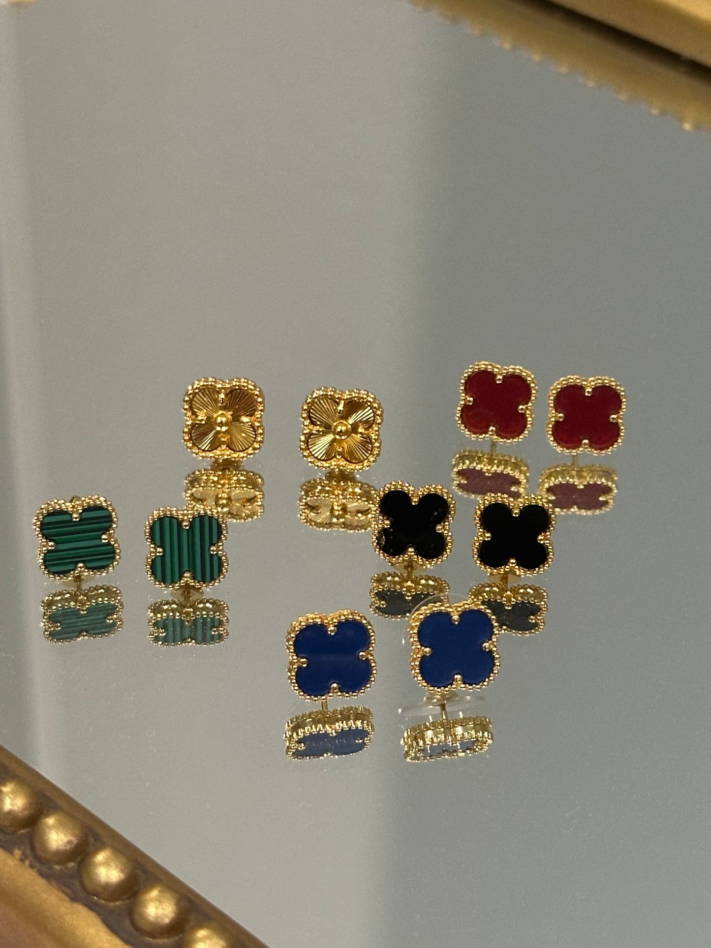 Mini earrings