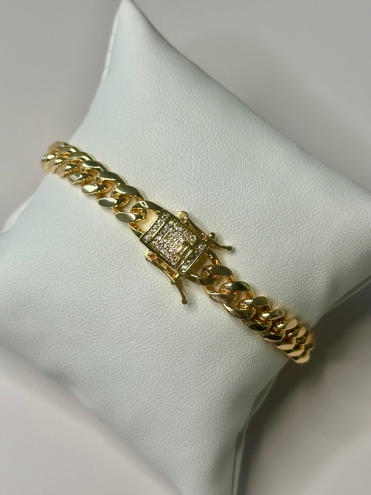 Cuban link bracelet