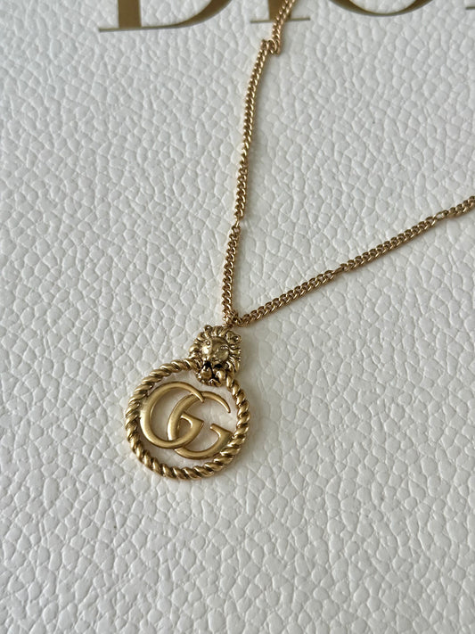 Old Gold Round Necklace