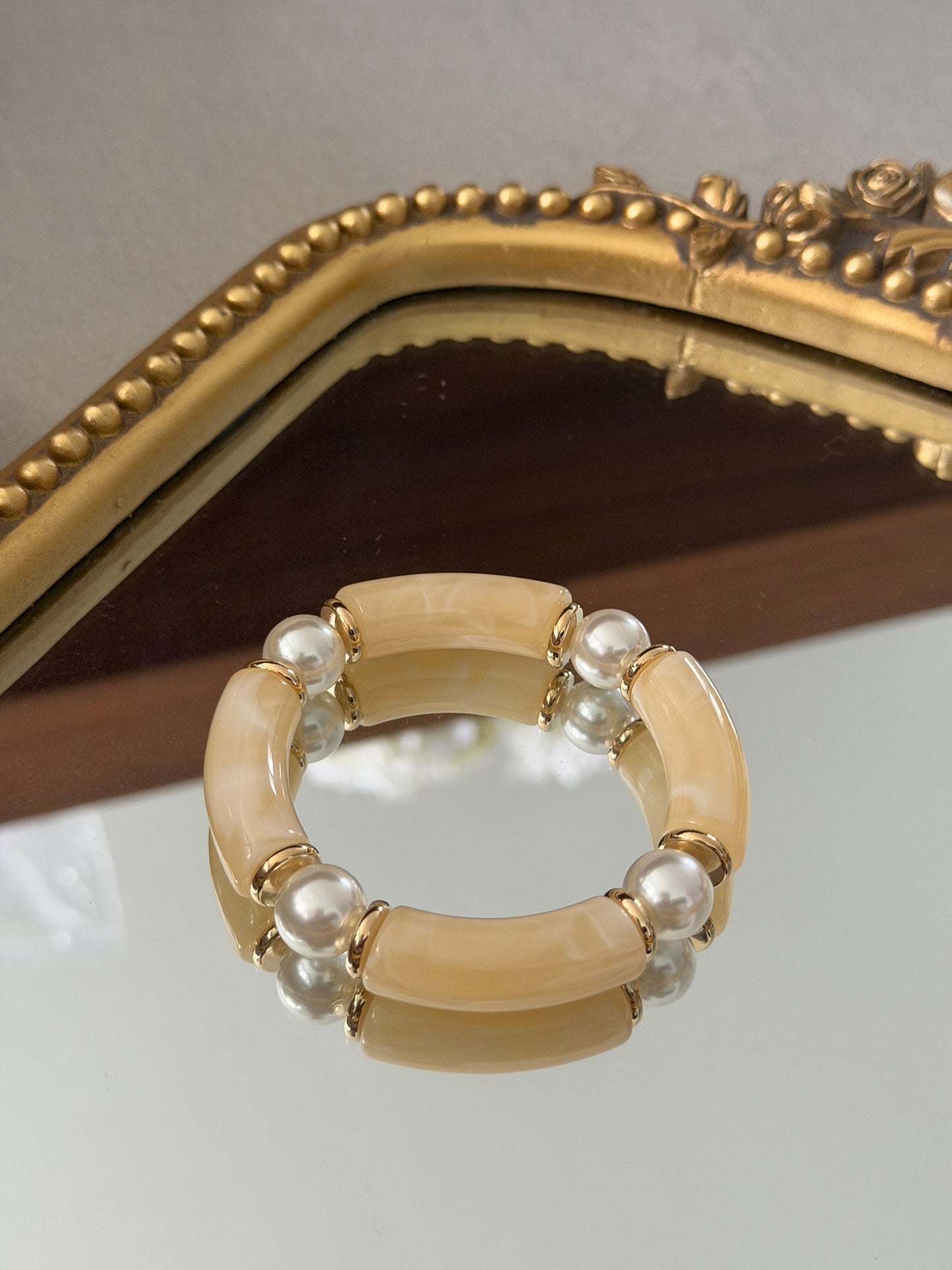Riviera Pearl Acrylic Bracelet – Color Collection