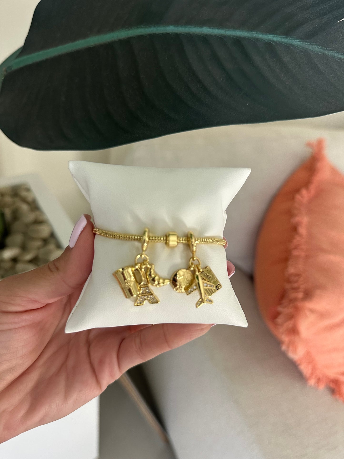 Adjustable travel charm bracelet