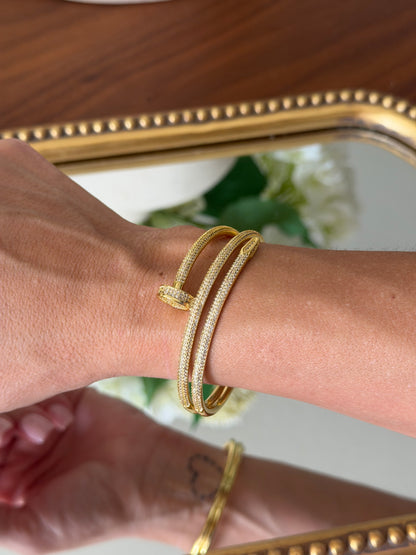 Gold Bracelet with stone