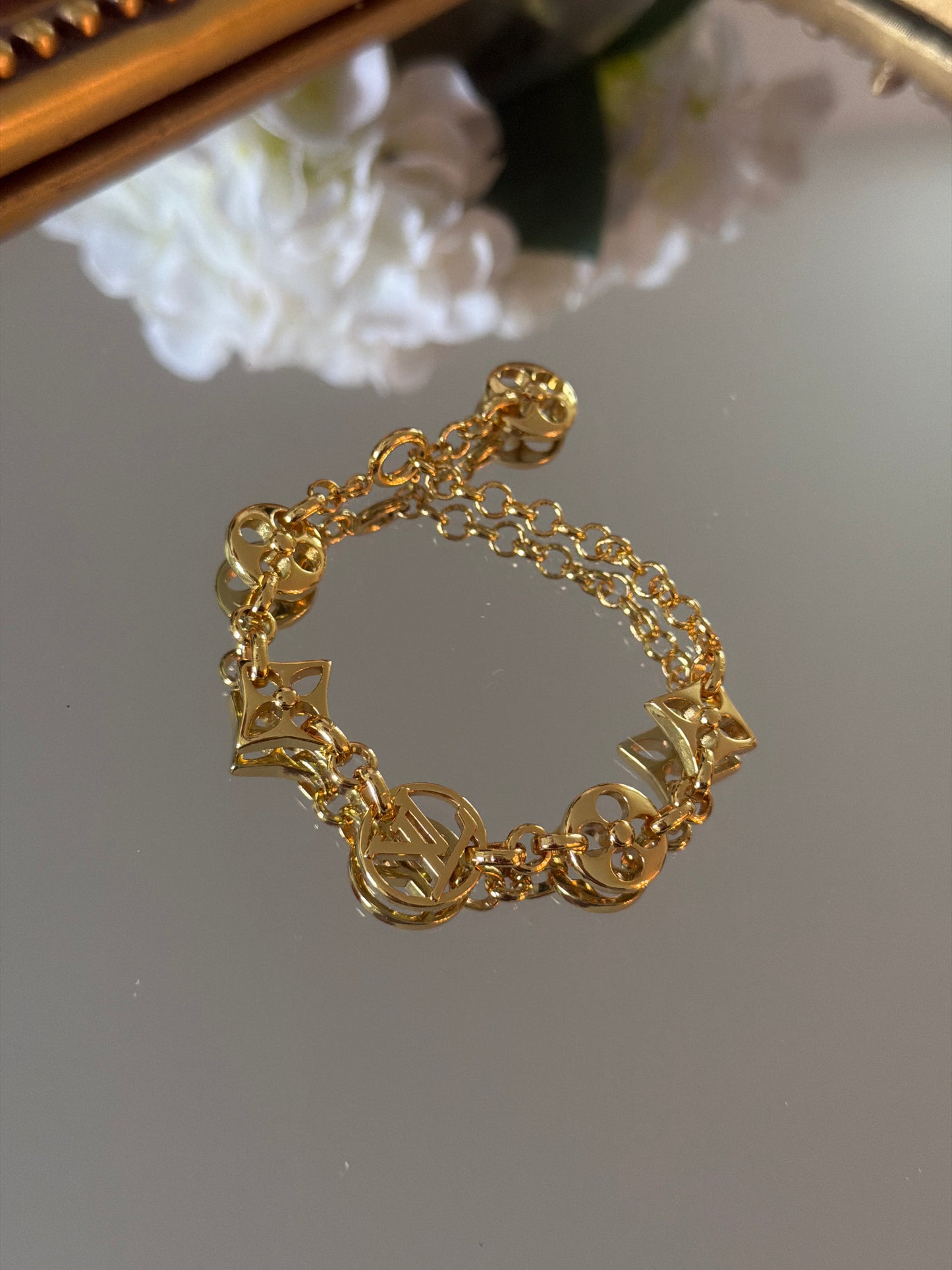 Gold bracelet