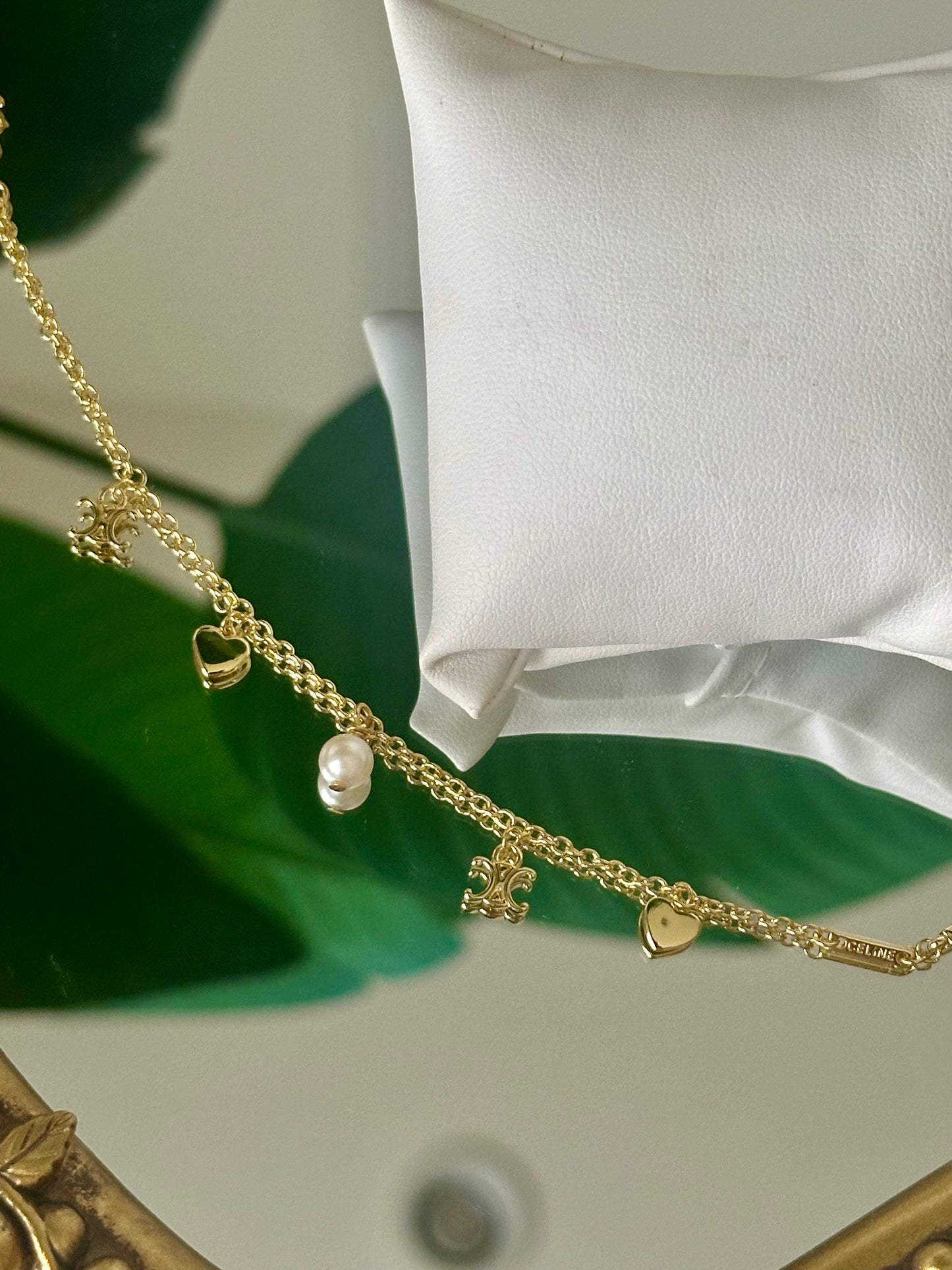 Delicate adjustable Bracelet