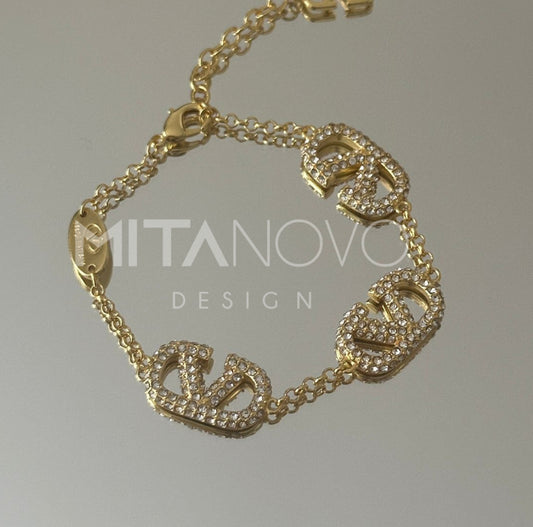Gold Bracelet with stone