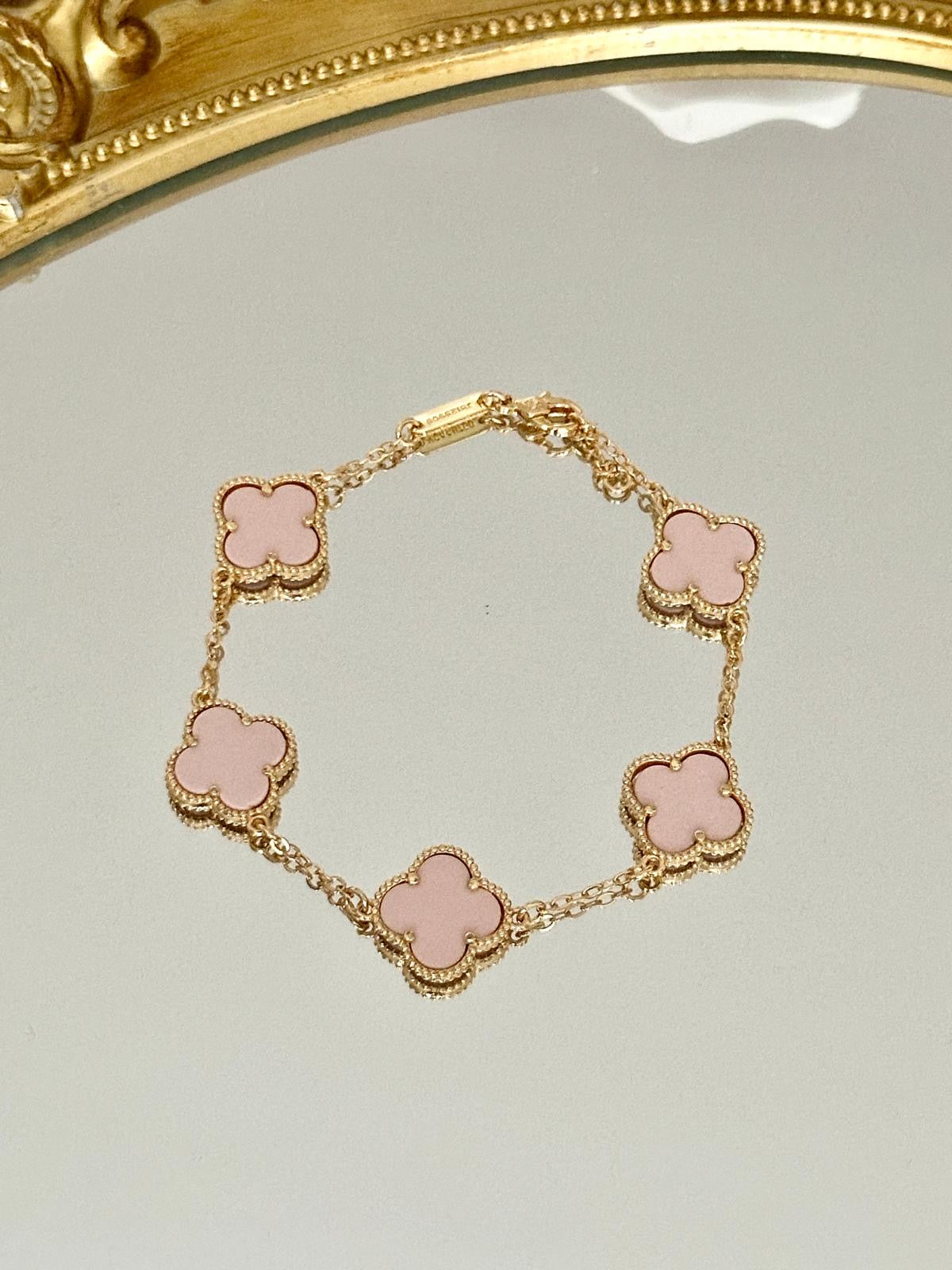 Clover bracelet