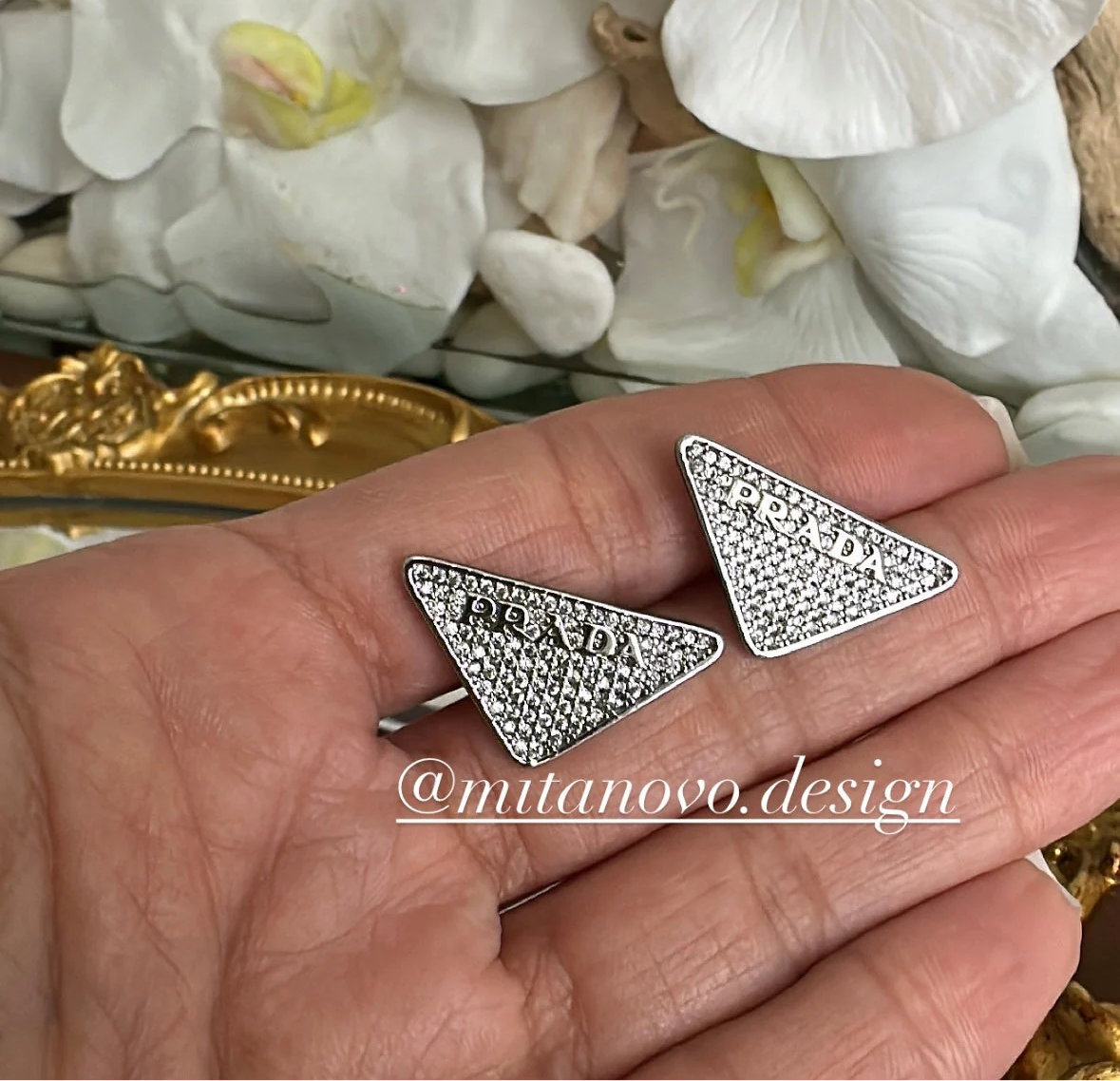 Studs Earrings