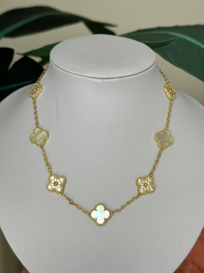 Necklace of 10 flowers