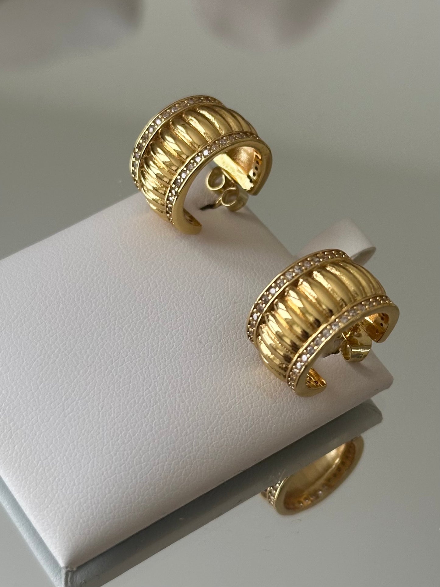 Gold Hoops earrings with stone