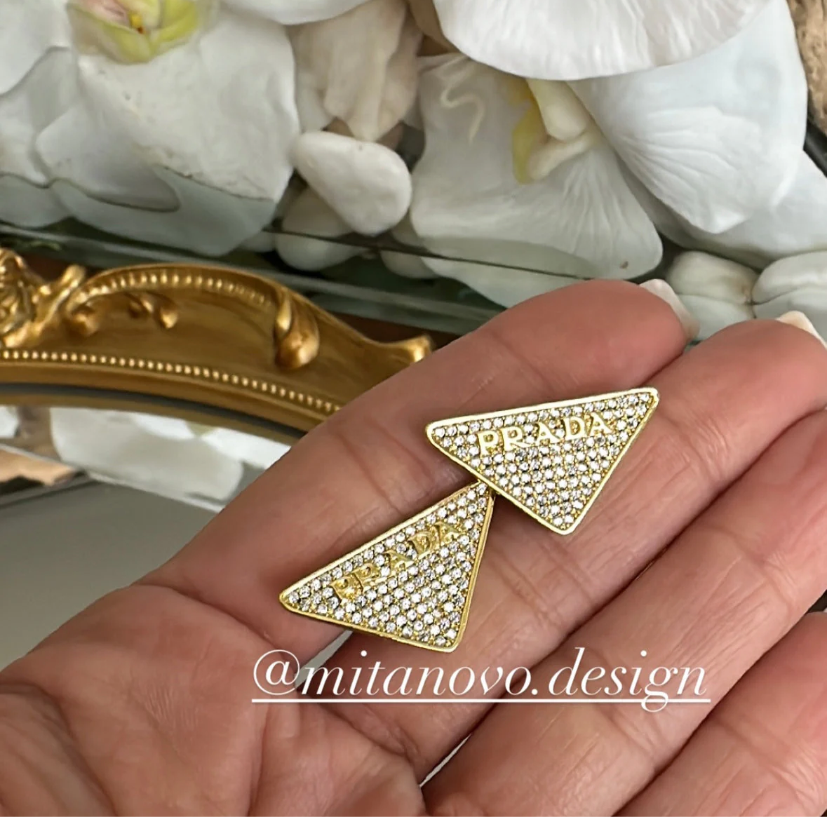 Studs Earrings