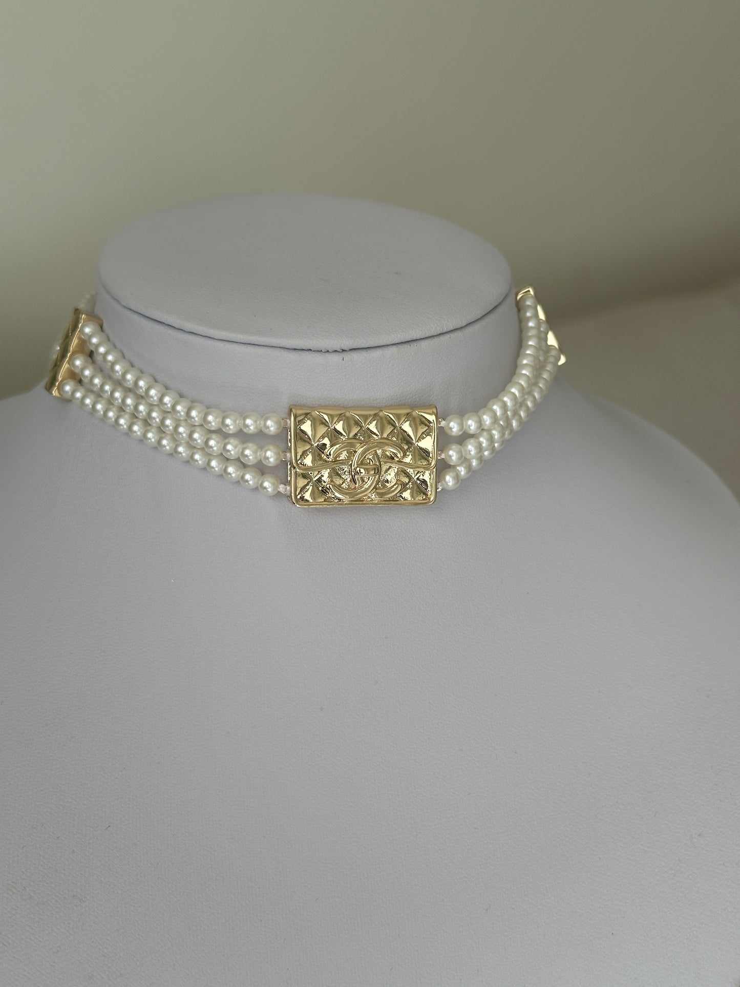 Pearl Choker