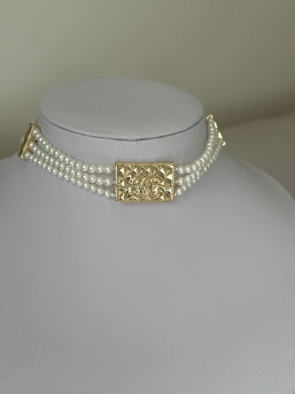Pearl Choker