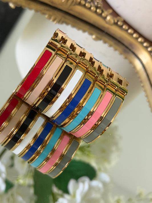 Thin H Bracelet