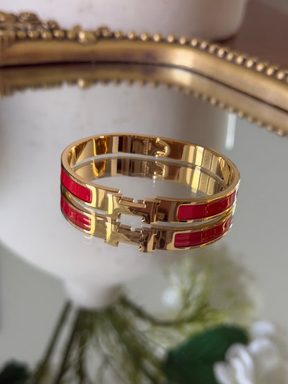 Thin H Bracelet