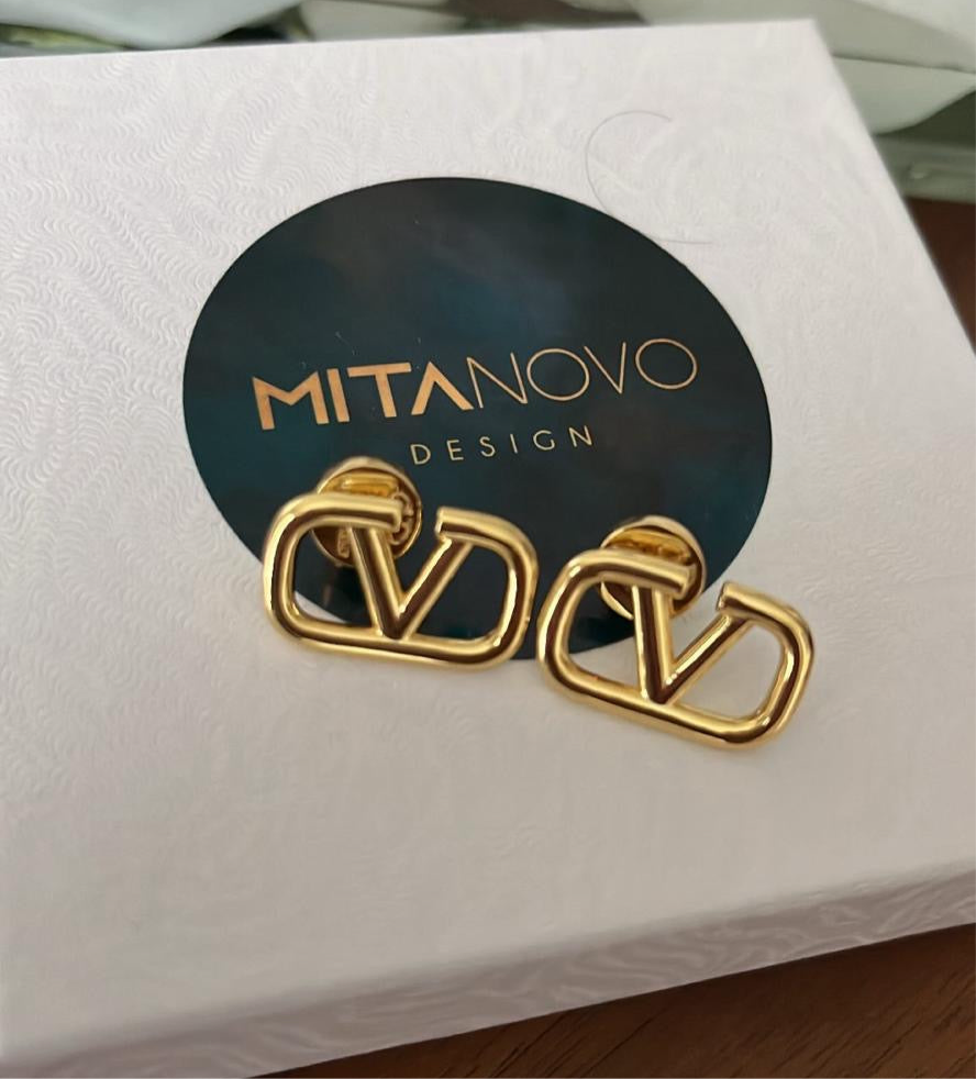 Gold Studs