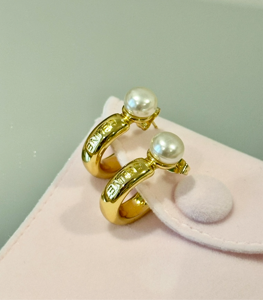 Gold hoops pearl on top
