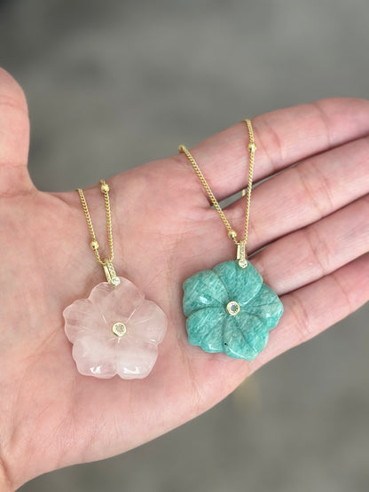 Luxe Quartz Bloom Necklace