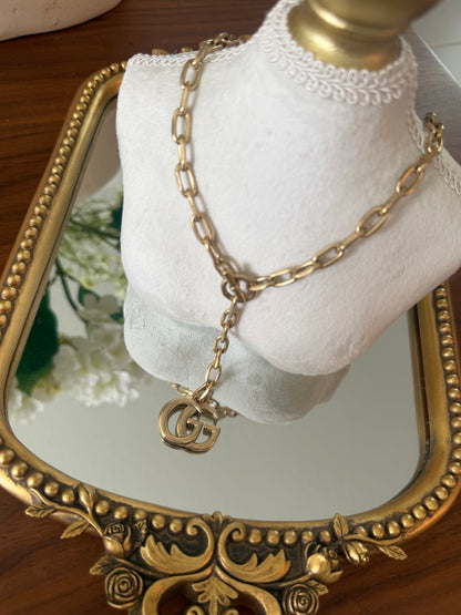 Old Gold Necklace with Pendant