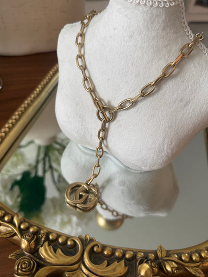 Old Gold Necklace with Pendant