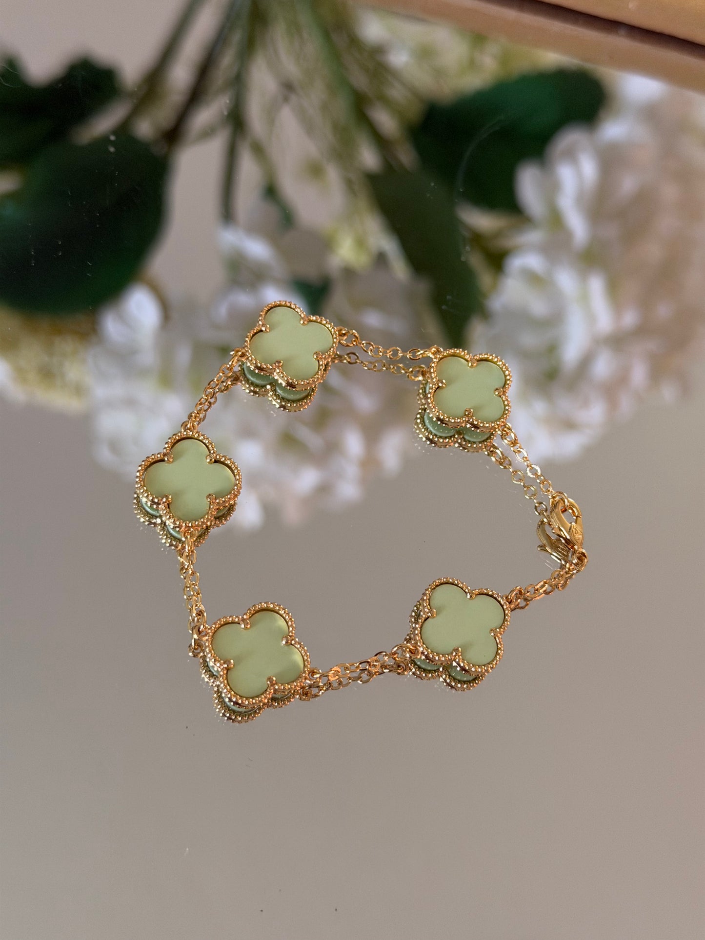 Clover bracelet