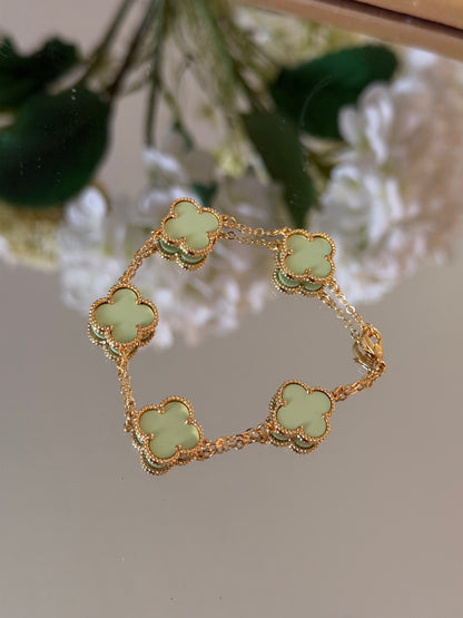 Clover bracelet