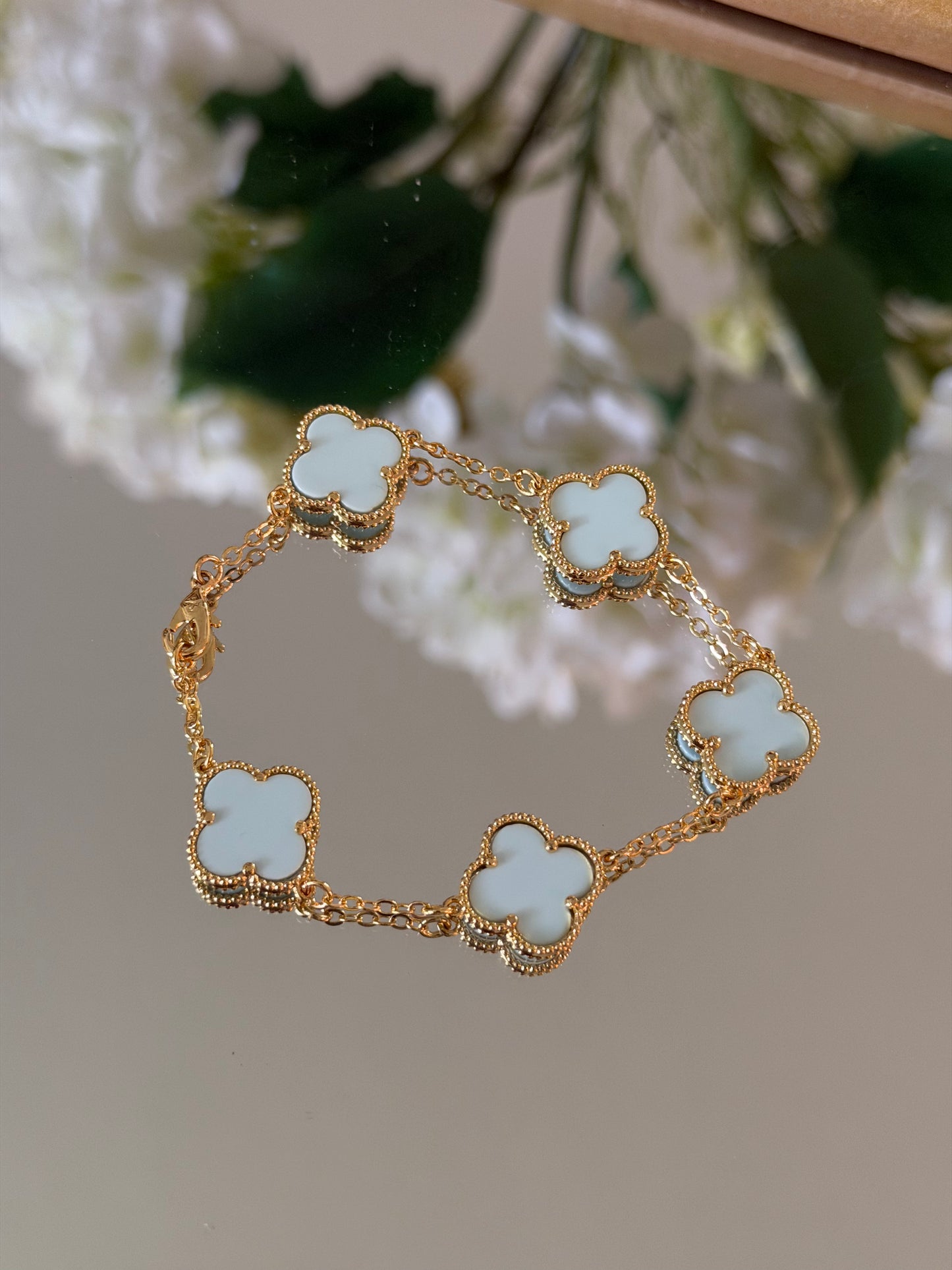 Clover bracelet