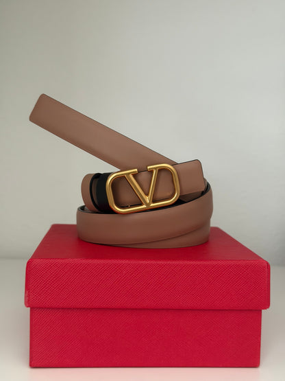 Thin nude Belt