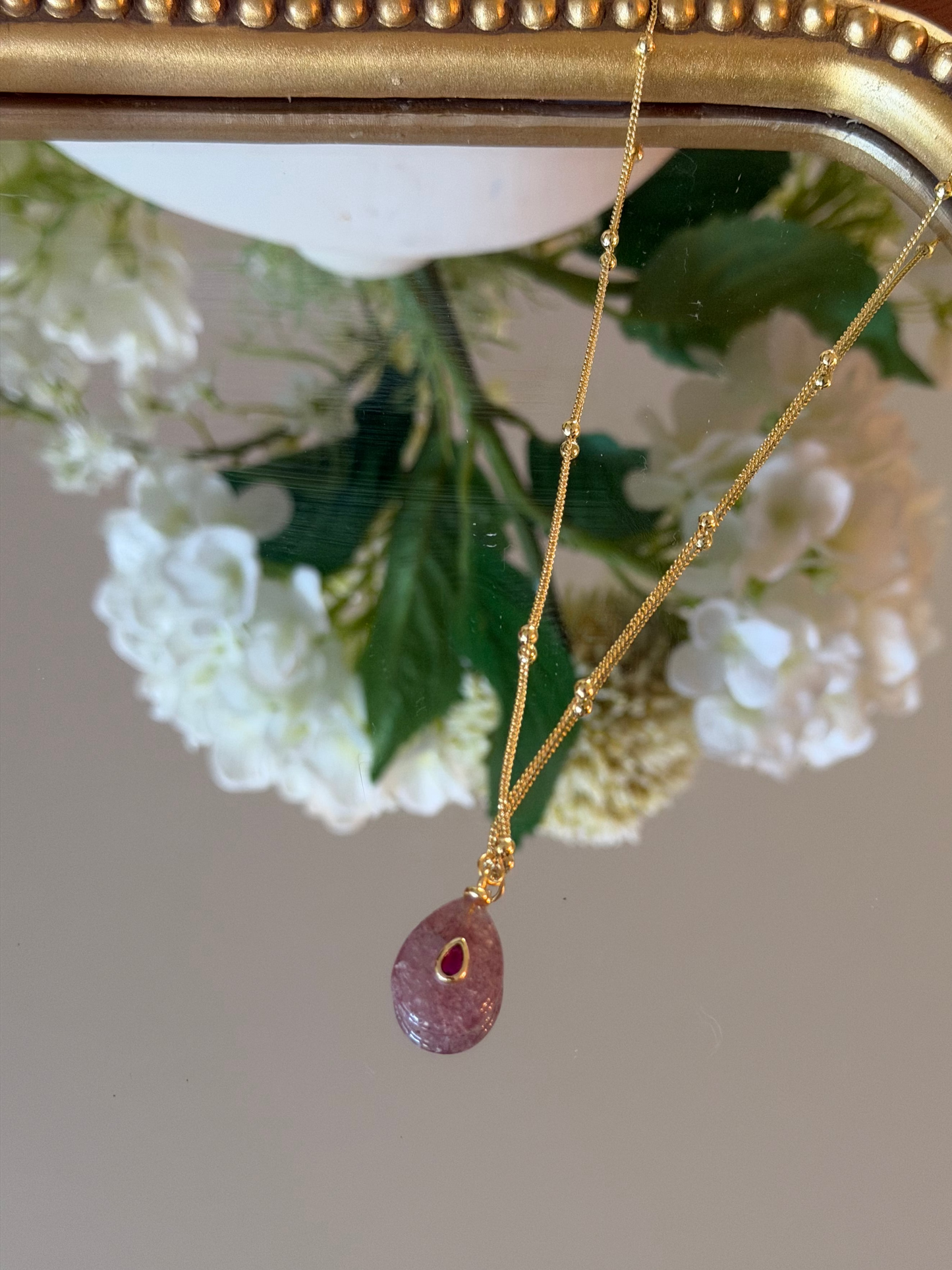 Rosé Glow Pendant