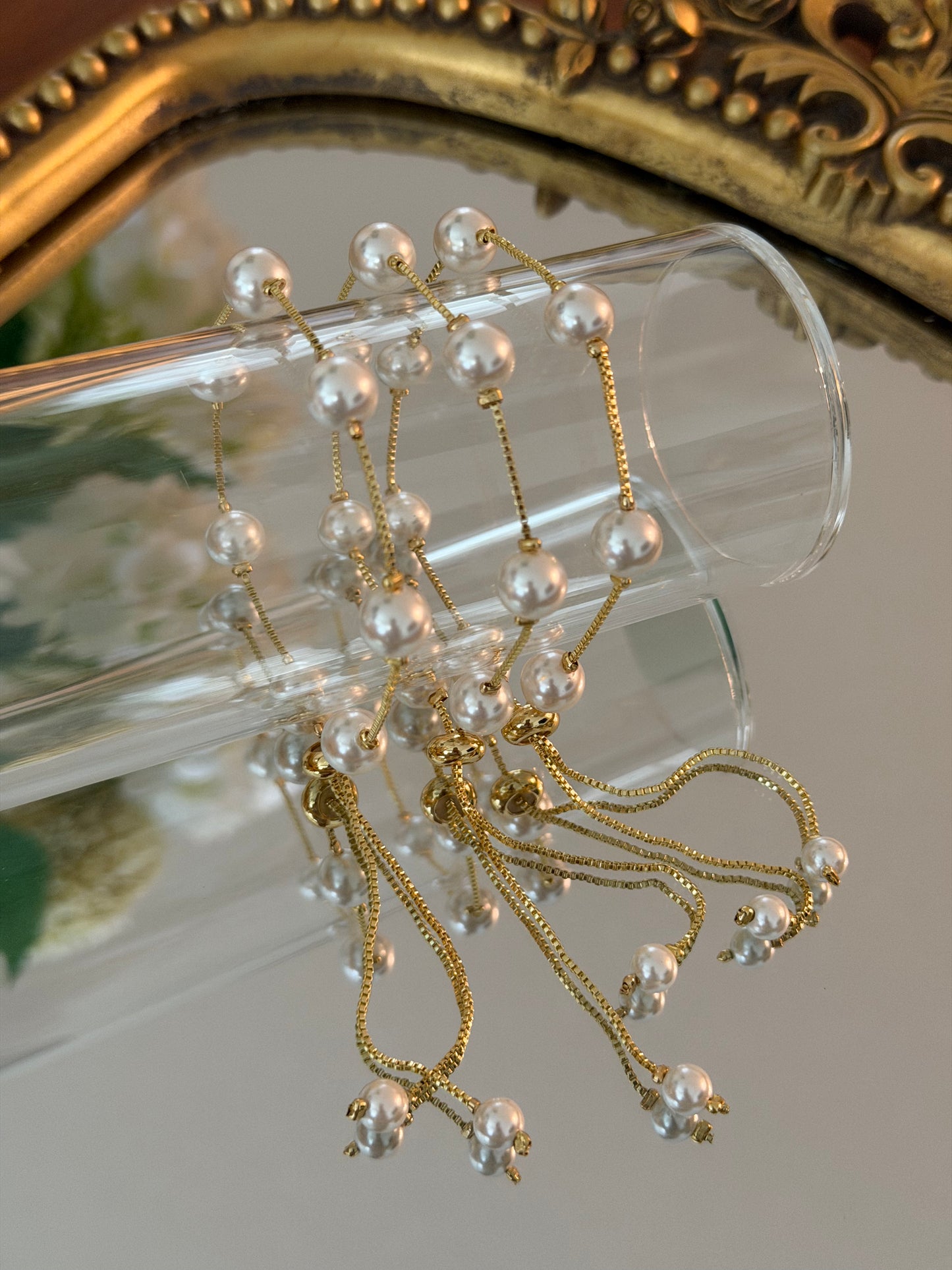 Luna Pearls Adjustable Bracelet.
