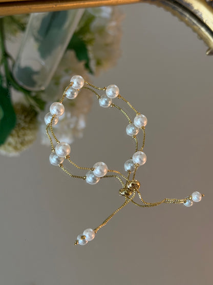Luna Pearls Adjustable Bracelet.