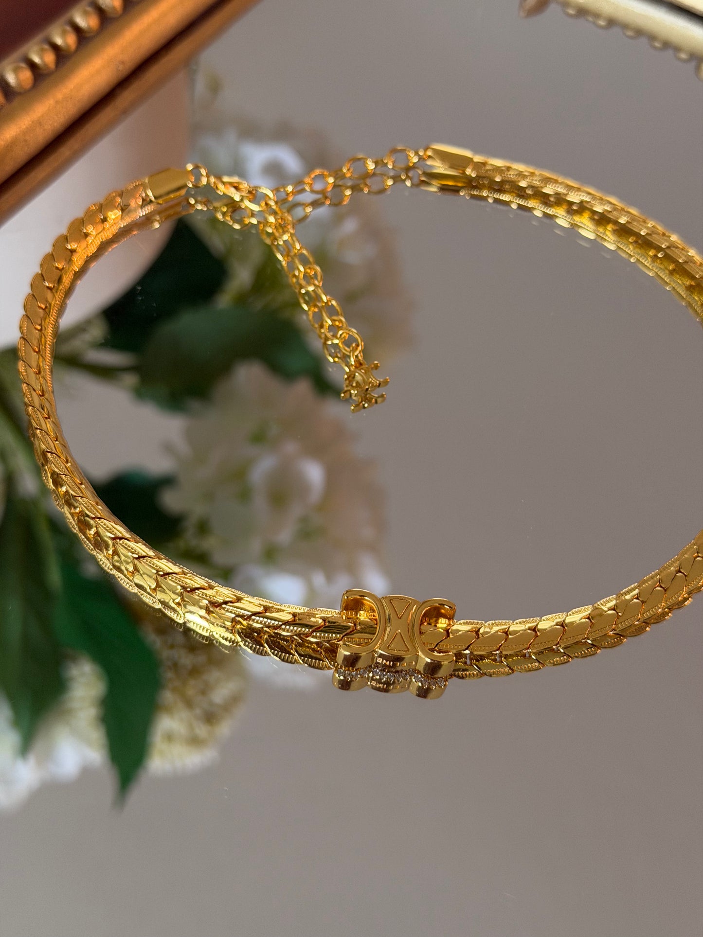 Luxe Stone Choker